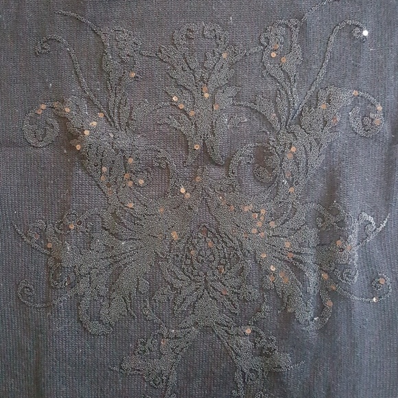 Sweater - Picture 3 of 4